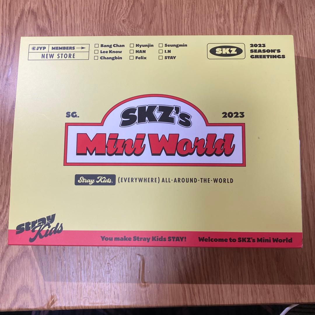 まとめ売りStray Kids 2023・24シーグリ CD 雑誌セット Stray Kids CDアルバム まとめ売り シーグリ日本2023 おまけトレカ数枚