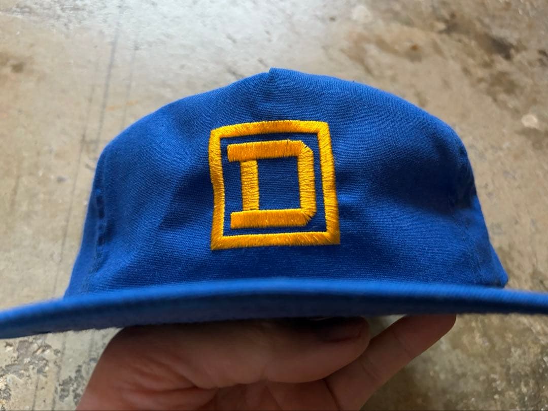 超激レアUSA製デッドストック企業系トラッカーキャップ - メルカリ