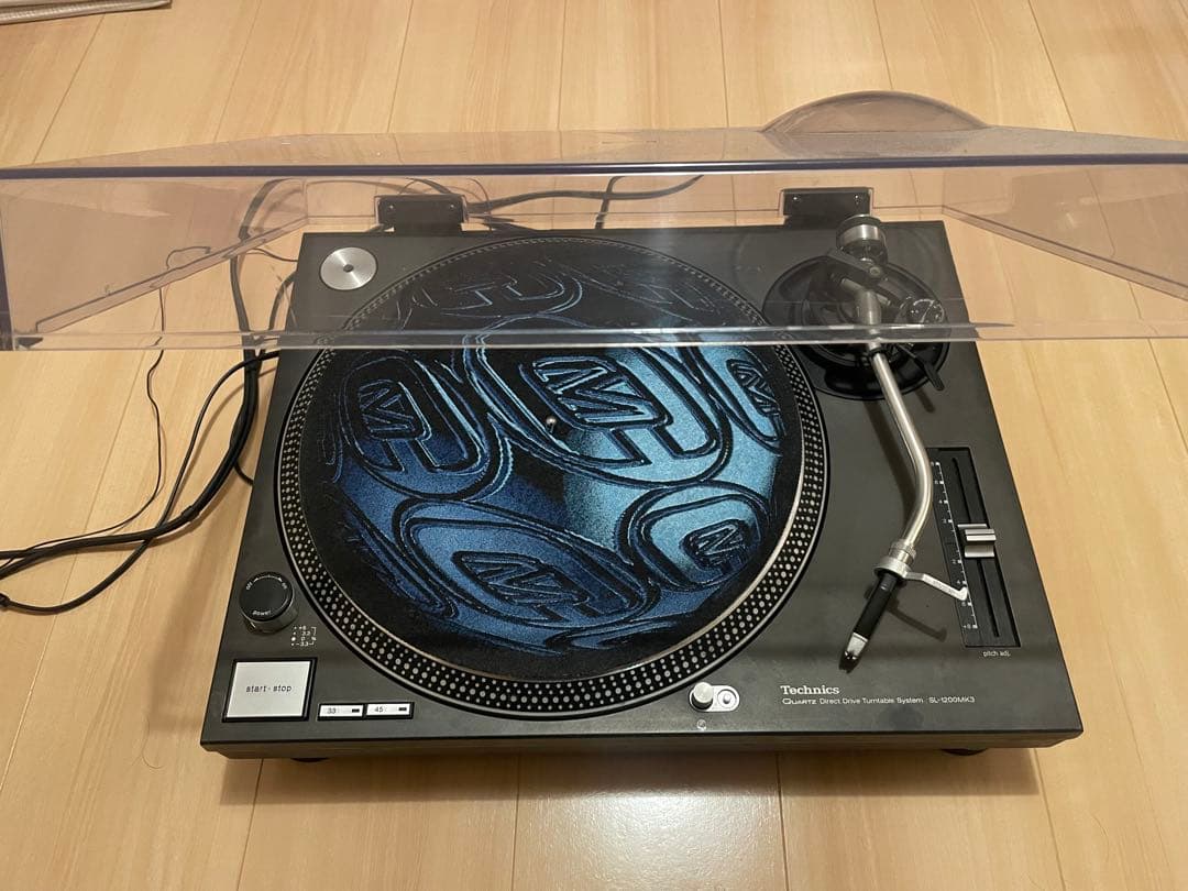 Technics SL-1200MK3 ターンテーブル(カートリッジ付) Technics（テクニクス） Technics SL-1200MK3 Direct Drive Turntable