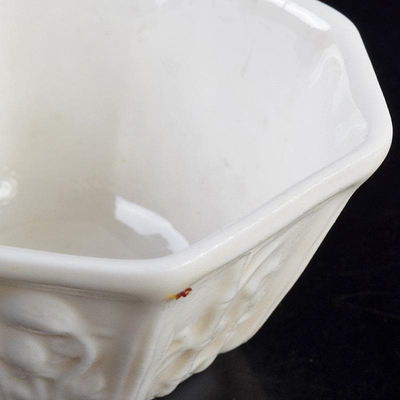 中国 徳化窯白磁 花刻 八角煎茶碗 六客 箱付 M 9027E - メルカリ