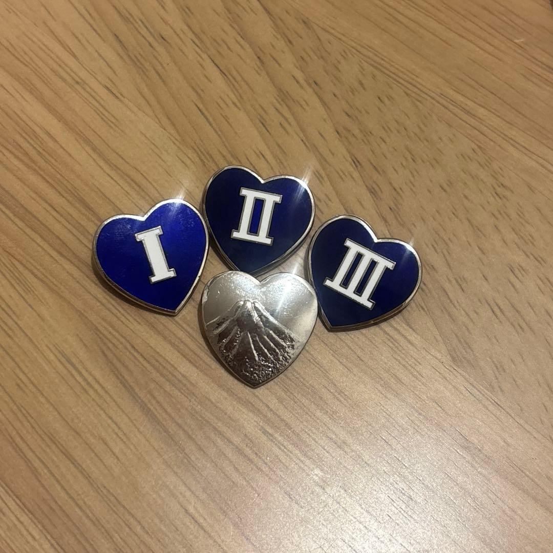 山脇学園高等学校 学年章・校章 - メルカリ