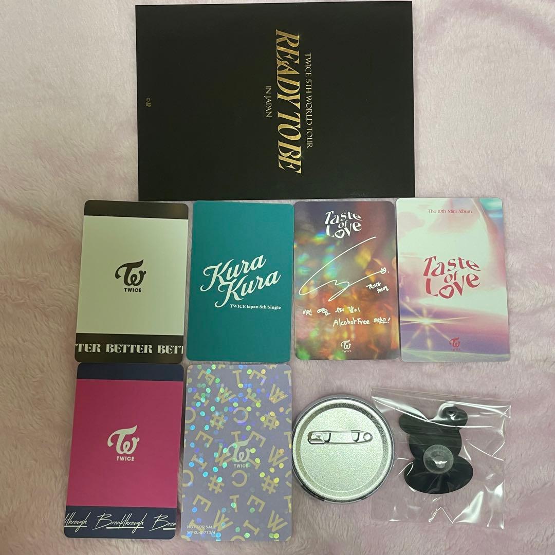 TWICE チェヨン トレカ 缶バッチ ペンライトリング等 まとめ売り