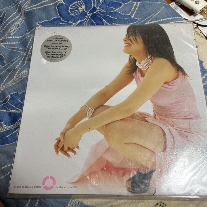 globe featuring KEIKO アナログ盤 小室哲哉 - メルカリ
