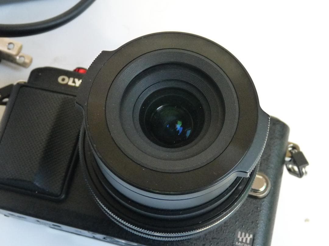 OLYMPUS E-PL6 Zuico14-42mm ミラーレス 手振れ補正不可 - メルカリ