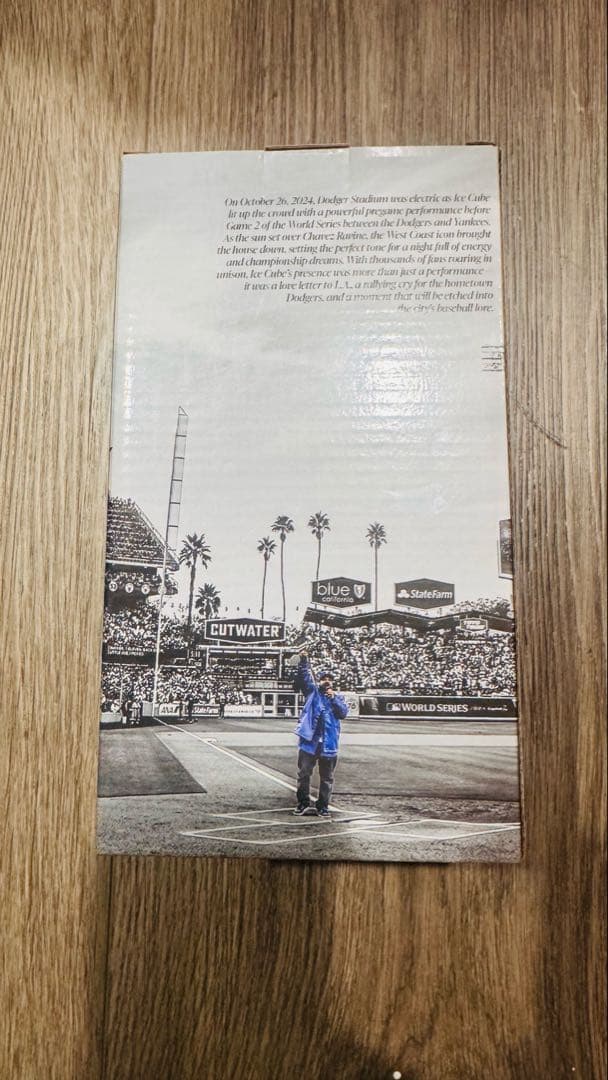 ケ*ジ様 6/21来場者限定 Dodgers Ice Cube Bobble h - メルカリ