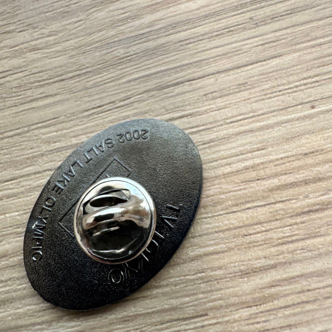 ピカチュウ SALT LAKE 2002 ピンバッジ【5427 - メルカリ