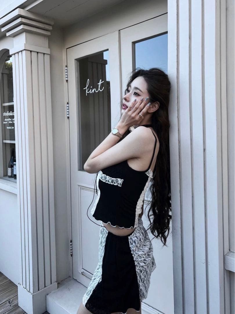 ジアちゃん着用 ♡セクシー可愛い黒白レースキャミソールミニスカート