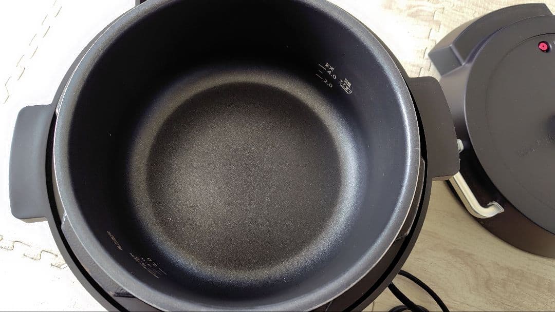 アイリスオーヤマ電気圧力鍋 4.0L 黒　PMPC-MA4