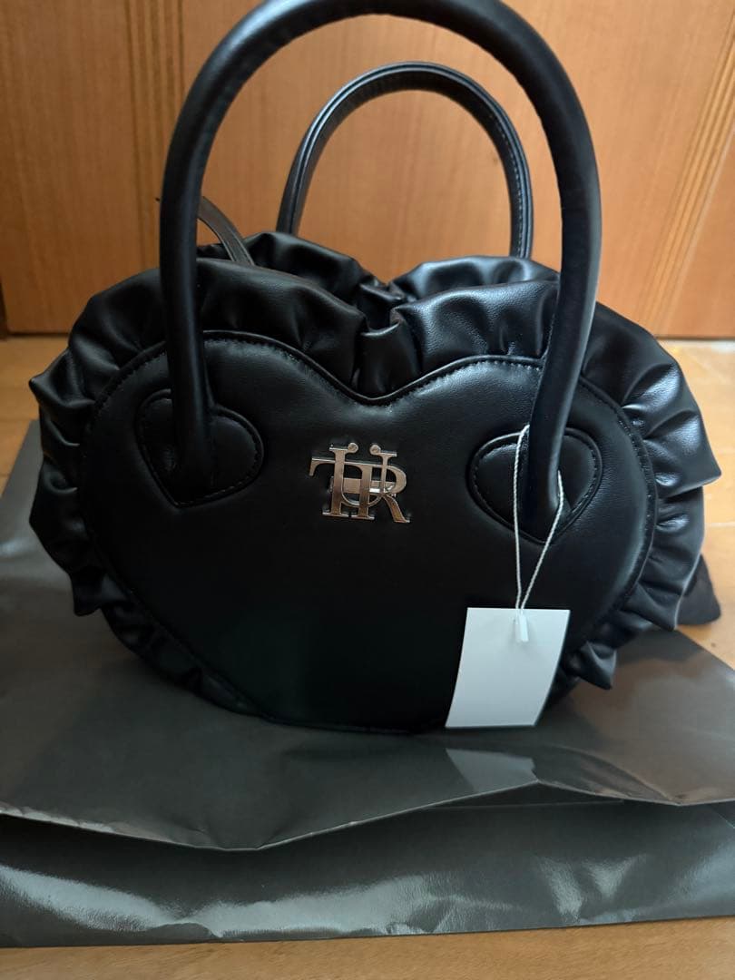 Treat ürself original leather heart bag黒 - メルカリ