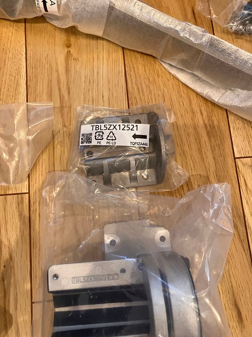 未使用 新品 パナソニック テレビ スタンド 金具 ポール 固定金具