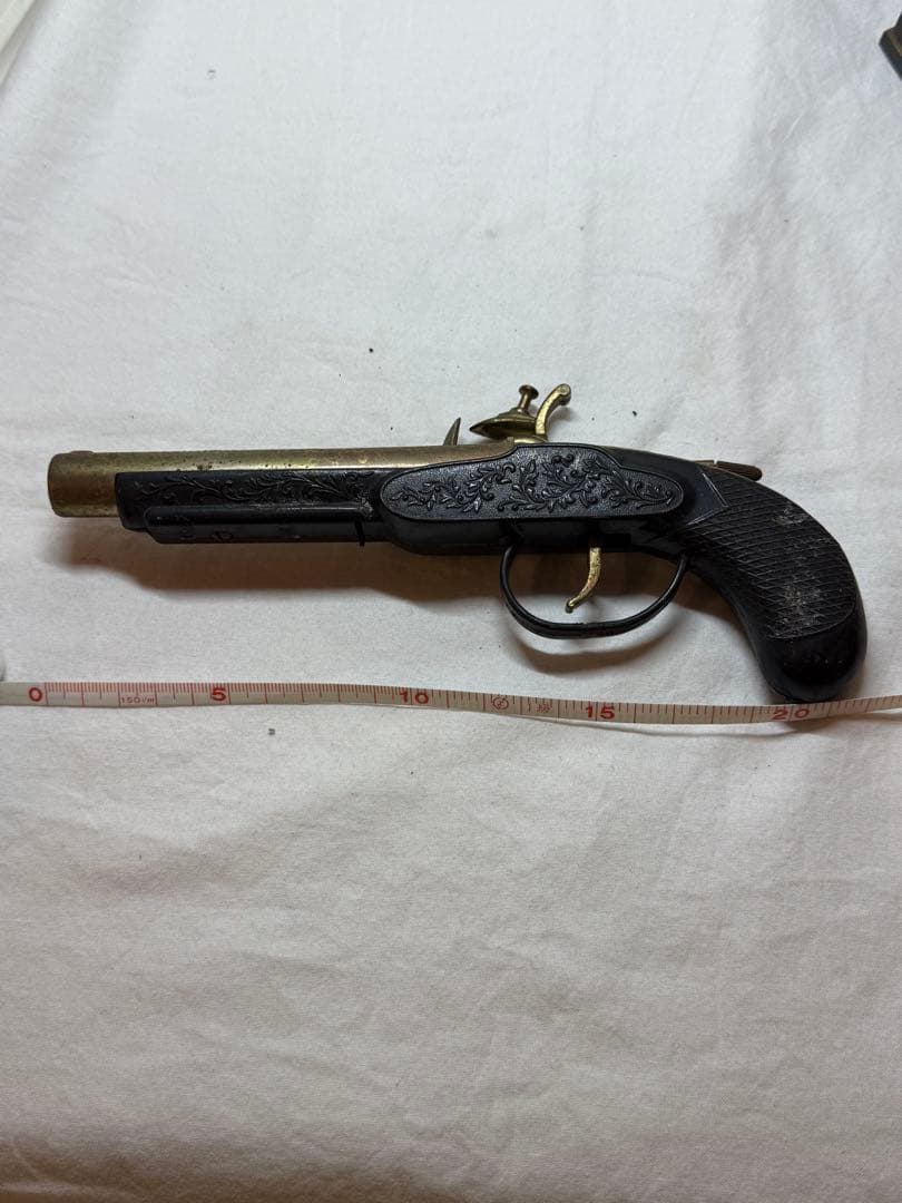 西郷隆盛像 置物 昭和レトロ 火縄銃 モデルガン 置物 - メルカリ