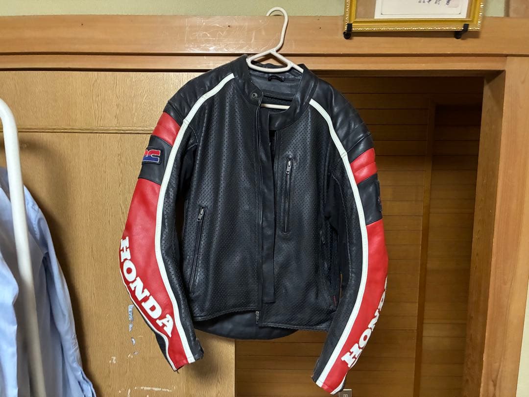 h*0様 値下ホンダHRC Honda Racing メッシュジャケット 黒/赤 ホンダ（HONDA） HONDA RIDING GEAR ライディングギア 【HRC】ハーフ