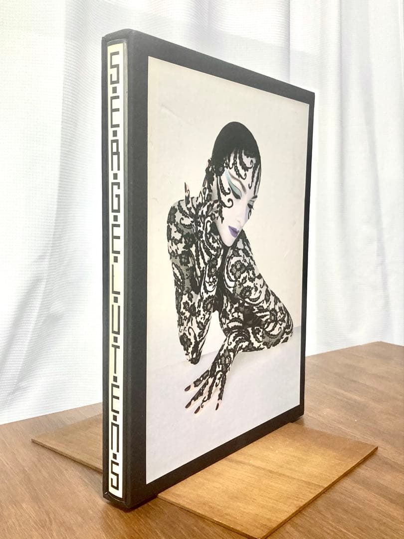 大判洋書 セルジュ・ルタンス SERGE LUTENS 写真集 函付き 大判洋書「SERGE LUTENS/セルジュ・ルタンス」 写真集/作品集 函付き