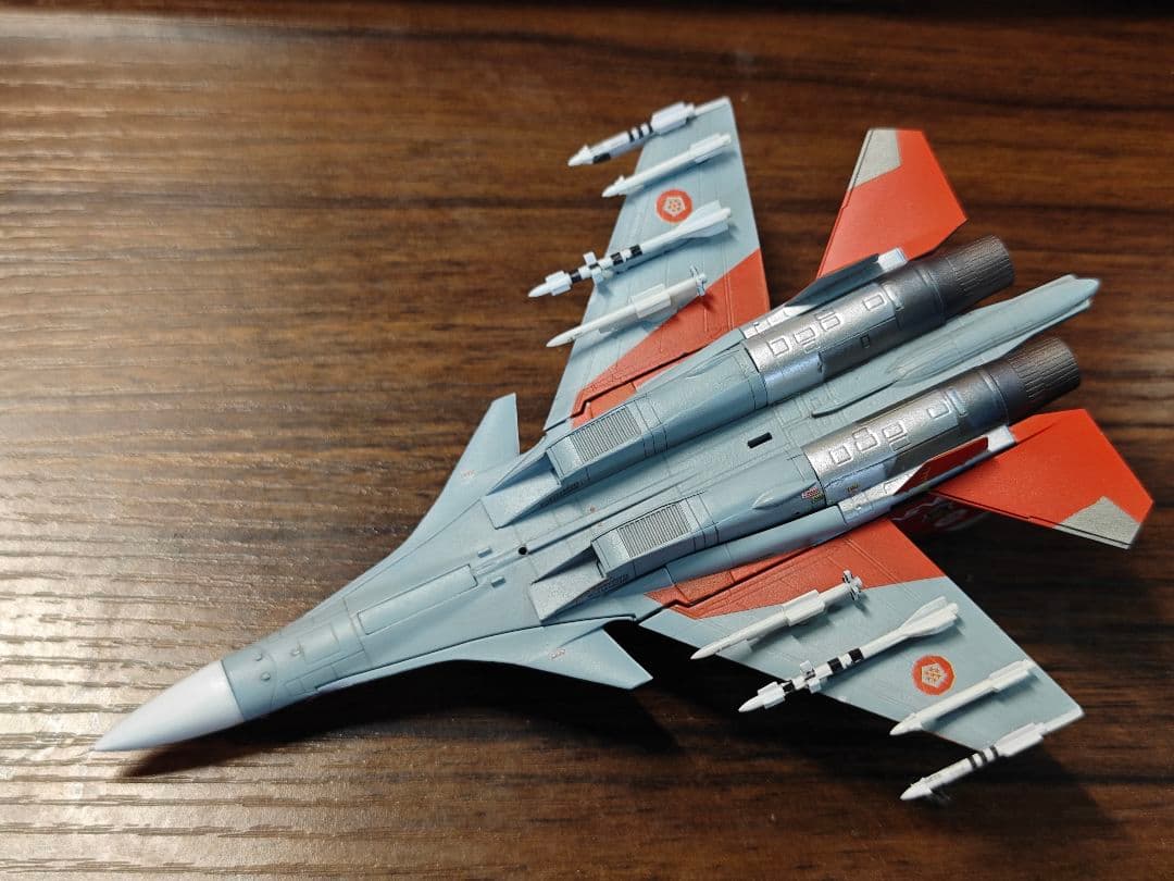 1/144 エースコンバット Su-30 ミハイ仕様 仕上げ改造品 電飾 - メルカリ