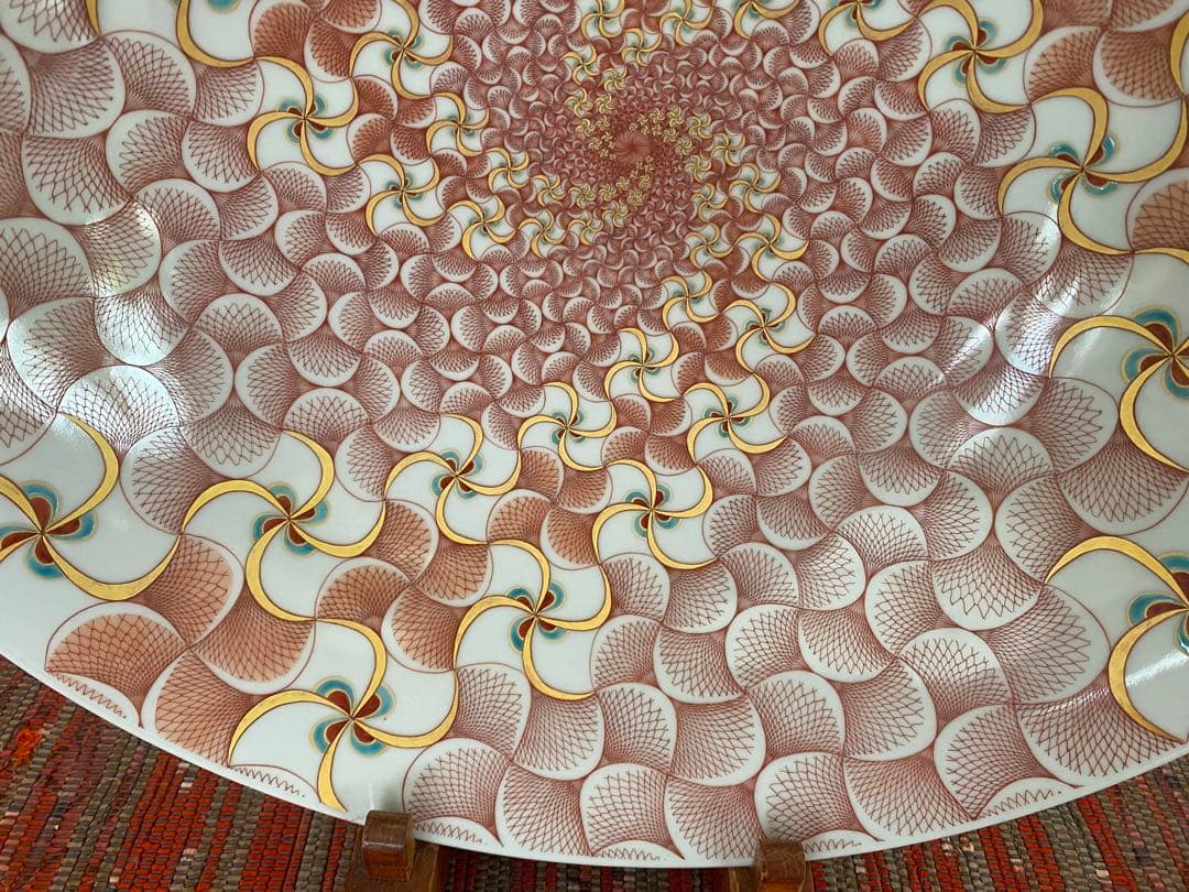 福島武征 (雅号:九谷 武山) 作 赤網手風車文 大鉢