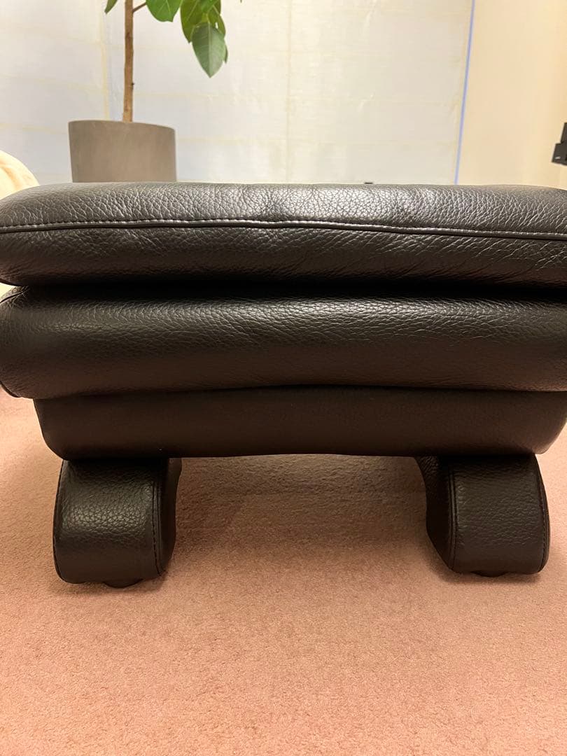 IDC大塚家具　L/S コンフォート03 総革 オットマン　ブラック オットマン「L/S 01（エルエス01）」 革ブラック色 #R-887C | 【公式