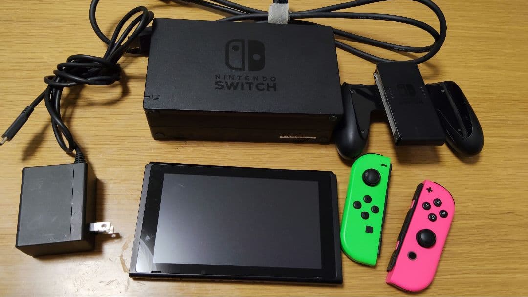 Nintendo Switch SDカード付 左Joy-Con動作不良ありの通販はau PAY