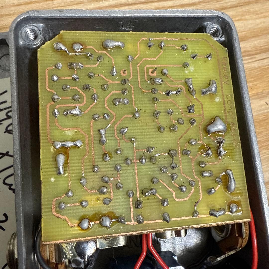 Keeley Compressor 初期 シリアル手書き3桁
