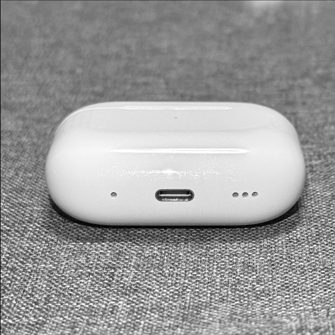純正品】Apple AirPods Pro 第2世代 ライトニング 充電ケース - メルカリ