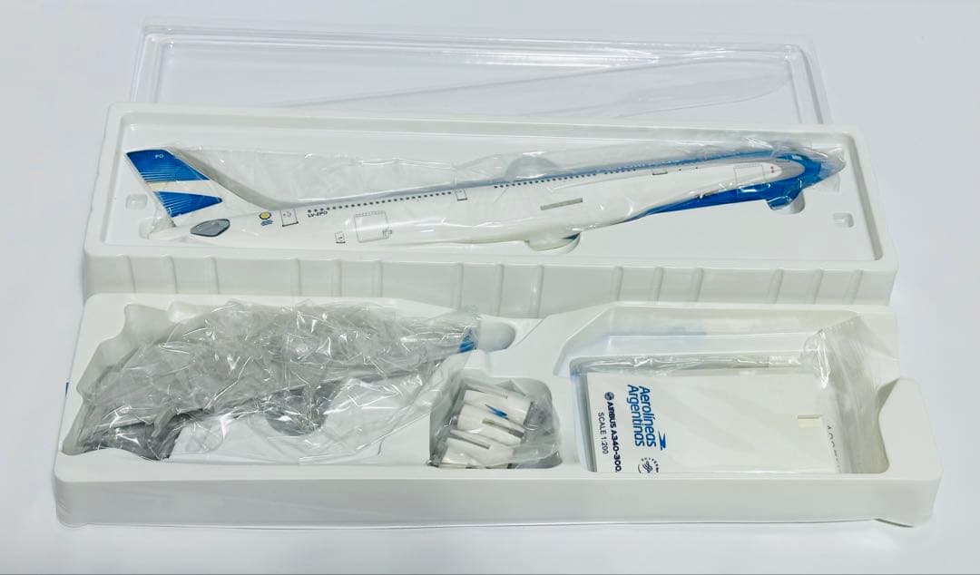 SKYMARKS 1/200 A340-300 アルゼンチン航空