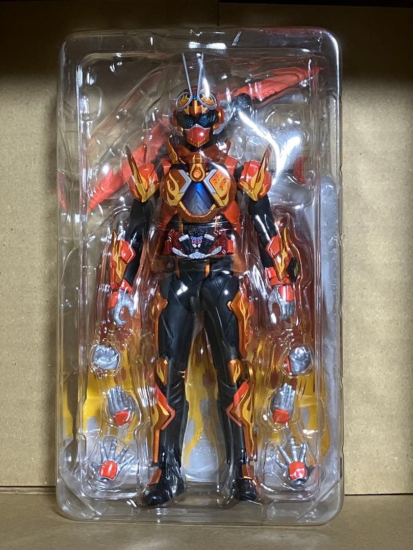 S.H.Figuarts 仮面ライダーガッチャード　デイブレイク
