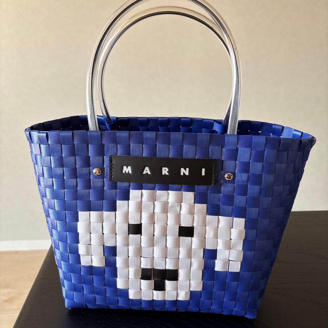 マルニ marni ❗️カゴバック　犬モチーフ❗️保存袋あり❗️ブルー MARNI（マルニ） フラワーカフェ バッグ アニマルバスケット