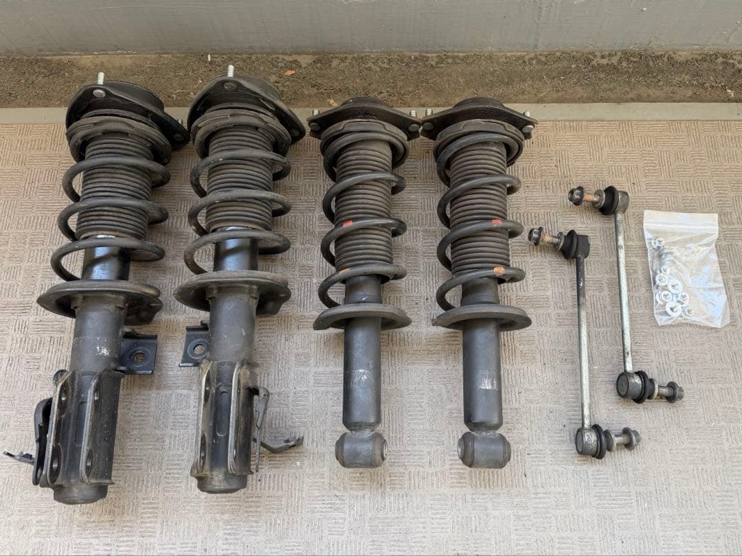 ZN6 86 純正 サスペンション ショックアブソーバー ZC6 BRZ - メルカリ