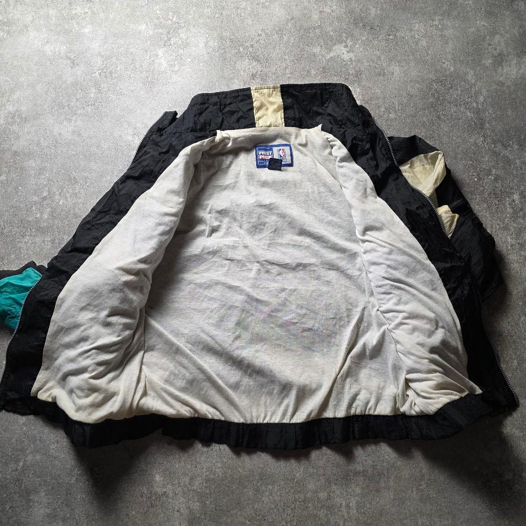 入手困難90sNBAバンクーバーグリズリーズナイロンジャケット刺繍ロゴ短