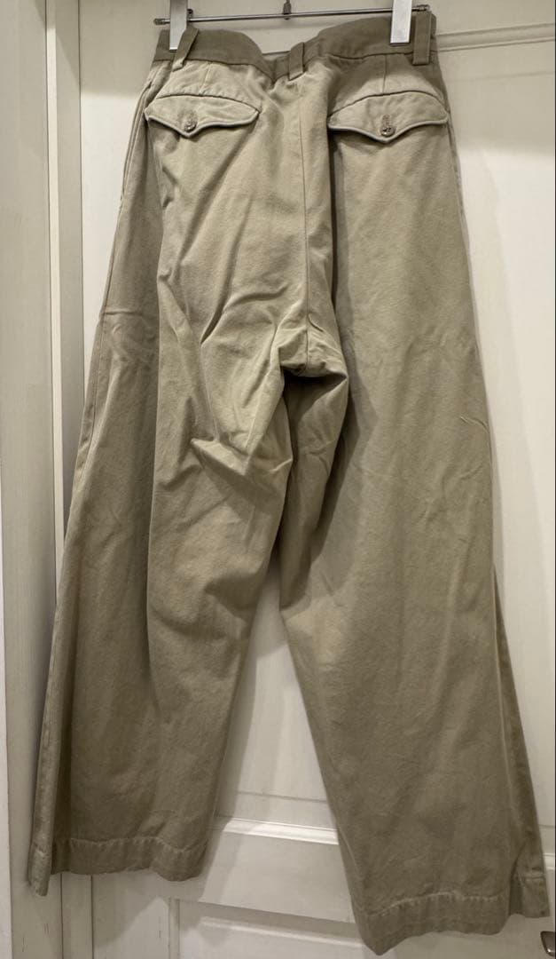 マディソンブルー チノパン 01