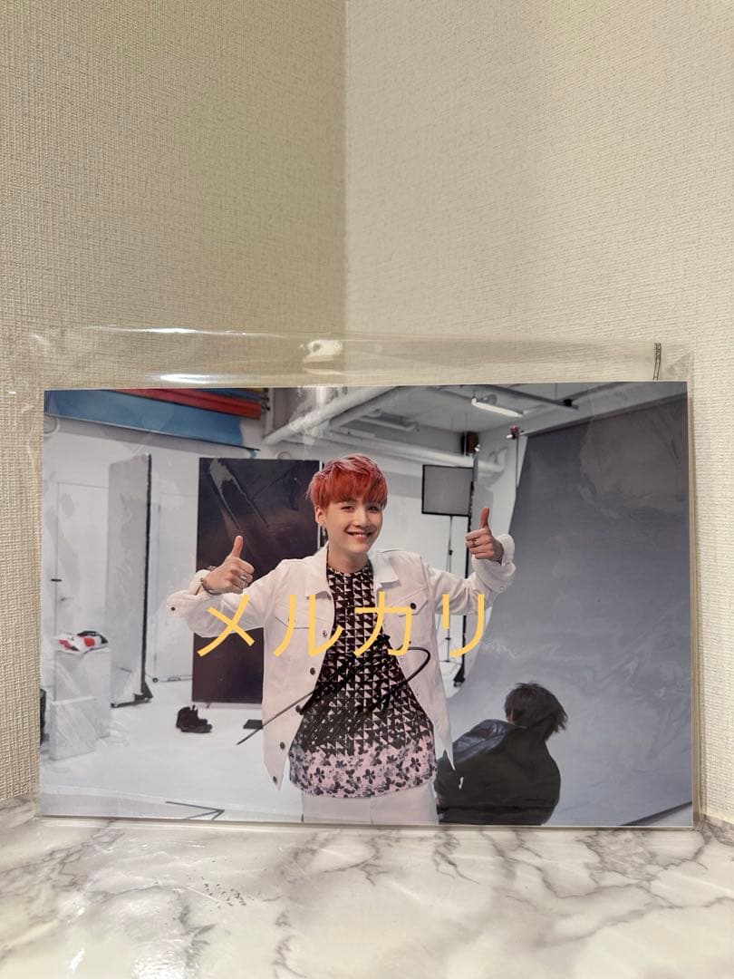 ☆貴重当選品⭐︎ BTS FORYOU SUGA ユンギ 直筆 サインパネル ☆貴重当選品⭐︎ BTS FORYOU SUGA ユンギ 直筆 サインパネル - メルカリ