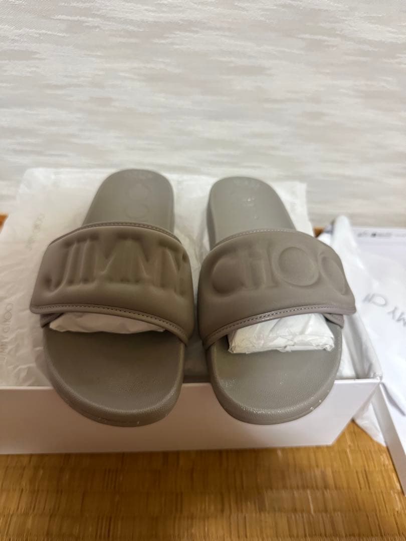 JIMMYCHOOサンダル37 中古・古着通販】JIMMY CHOO (ジミーチュウ) サンダル ブラック サイズ