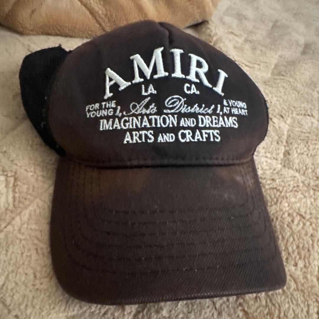 AMIRI ブラウン メッシュバックキャップ AMIRI ロゴ エンブロイダリー コットン&メッシュ キャップ 人気 (AMIRI