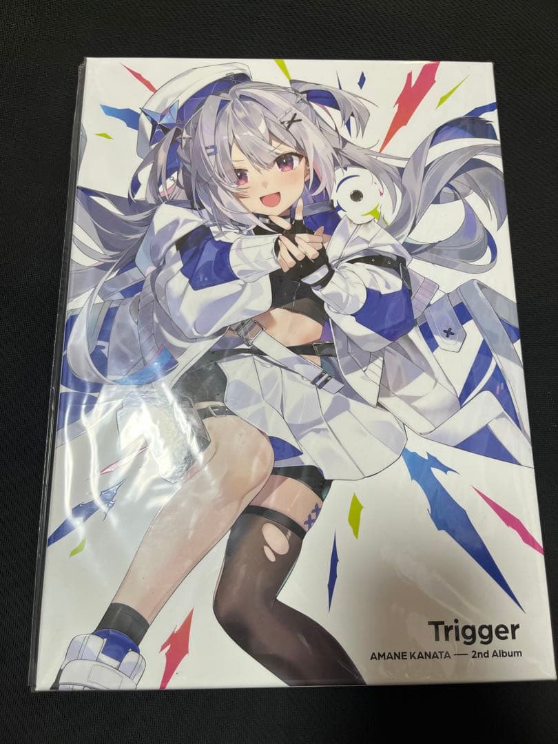 amaneページ　天音かなた　trigger トリガー　限定版 Trigger【通常盤A】 : 天音かなた | HMV&BOOKS online - HOLO-16
