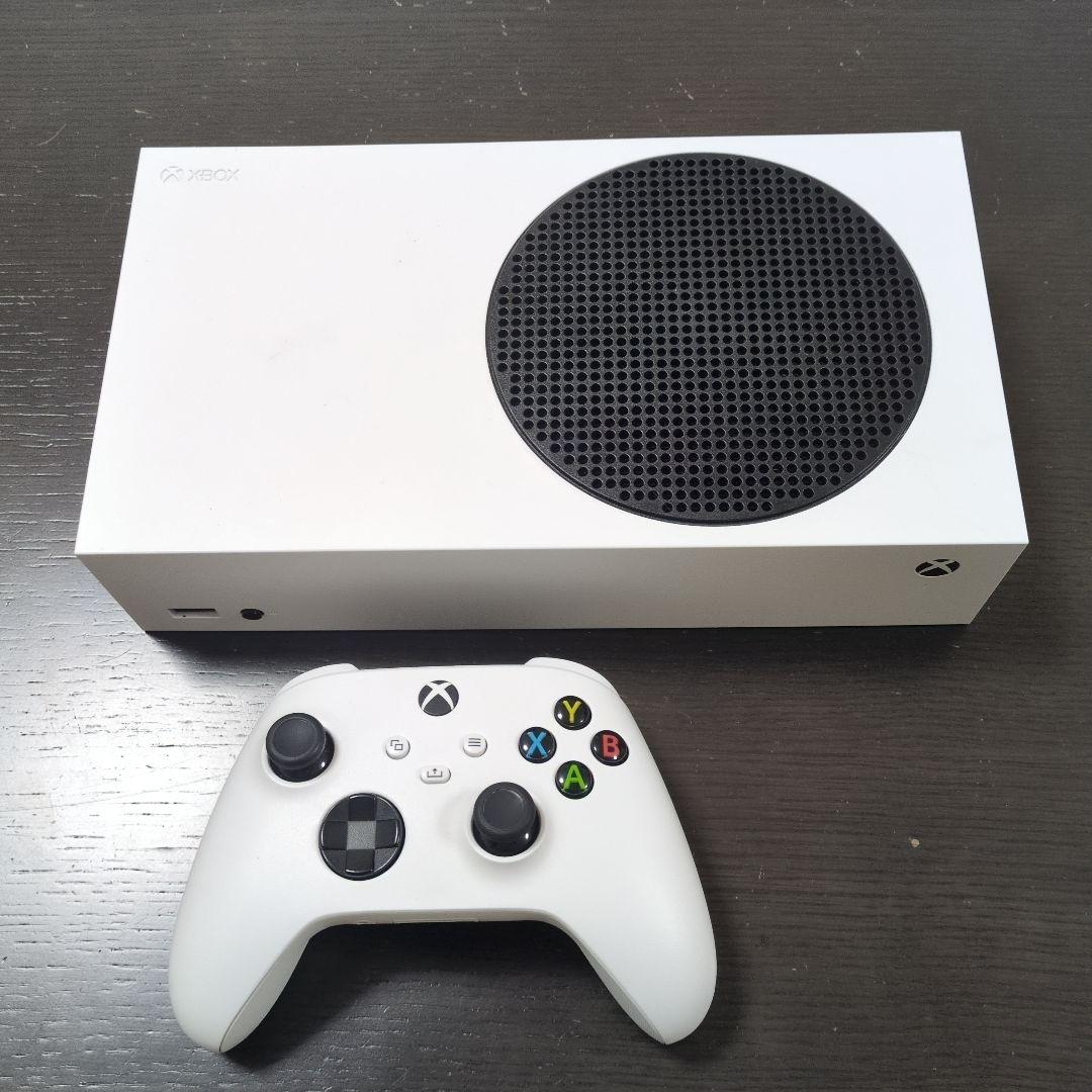 Xbox Series S本体 Amazon.com: X Box Series S All-Digital Console : Video Games