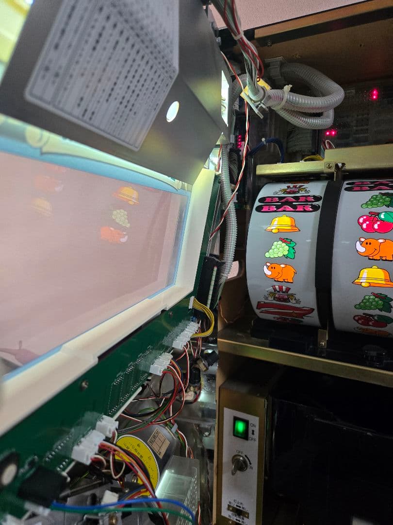 送料込み パチスロ実機 初代ジャグラーガール4号 機最終値下げ - メルカリ