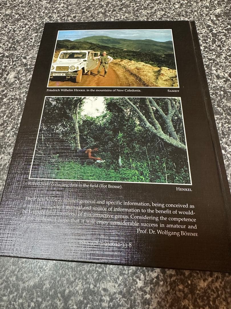 Rhacodactylus ミカドヤモリ 洋書12/15迄の限定値下価格！