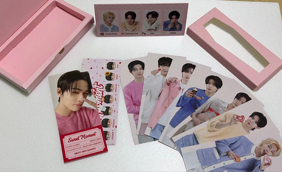 匿名発送 ENHYPEN WORLD チケット ニキ ランダム トレカ - メルカリ