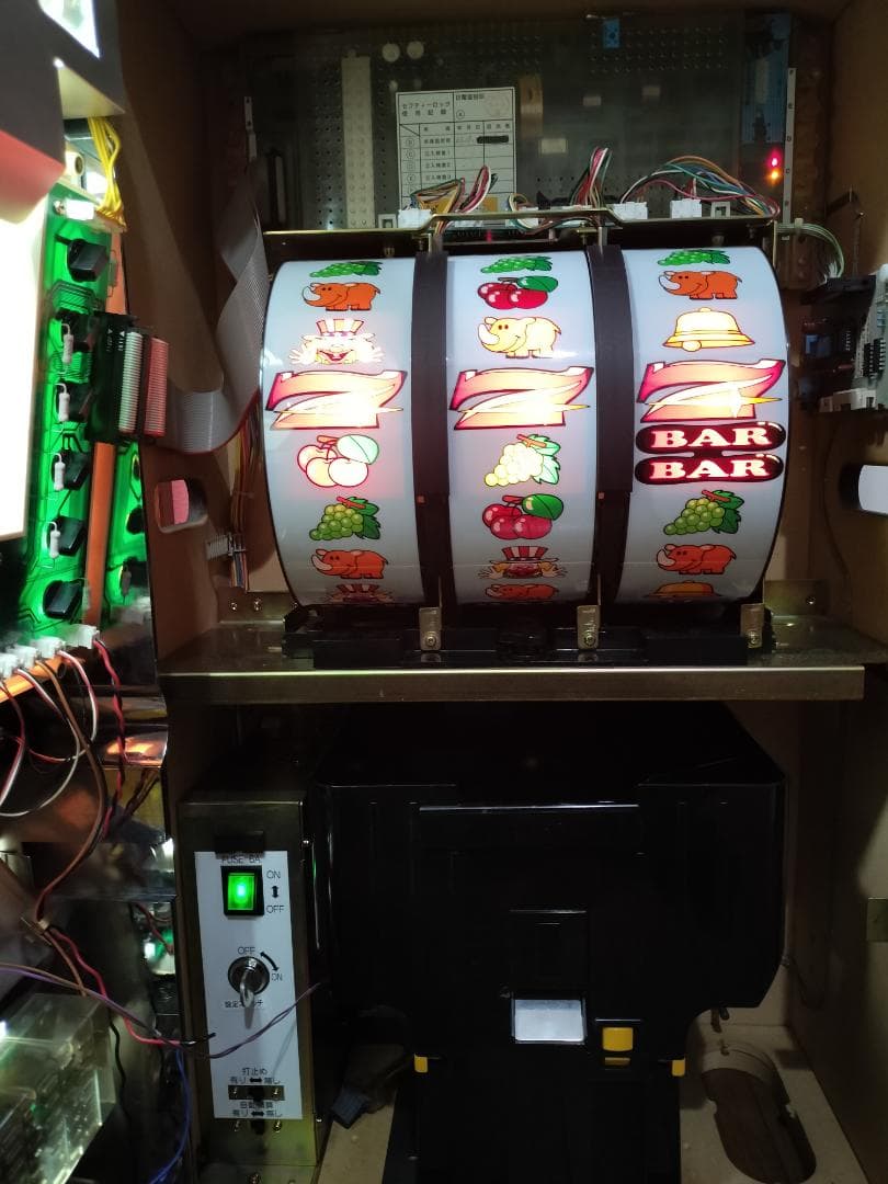 だがし様専用】北電子☆ハイパージャグラーV【コイン不要機付】4号機