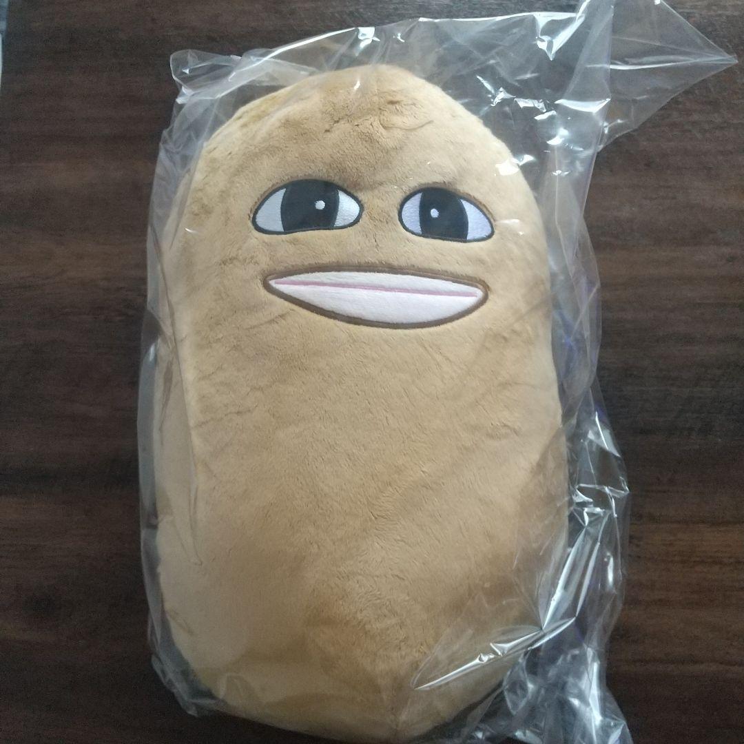 マエスケ ビッグ芋ぬいぐるみ - メルカリ