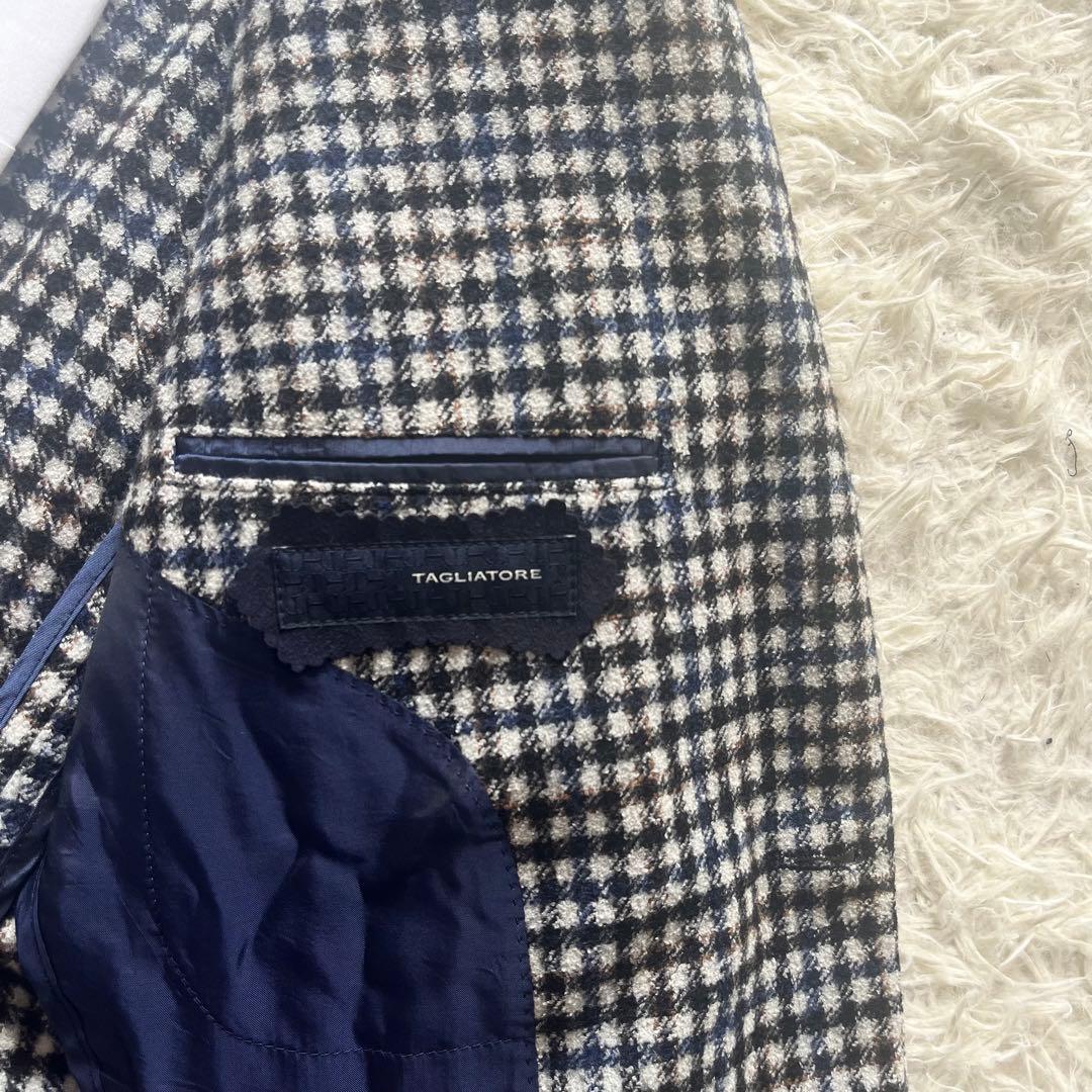 <美品>TAGLIATORE 新ロゴ チェック ツイード ジャケット サイズ48 美品>TAGLIATORE 新ロゴ チェック ツイード ジャケット サイズ48