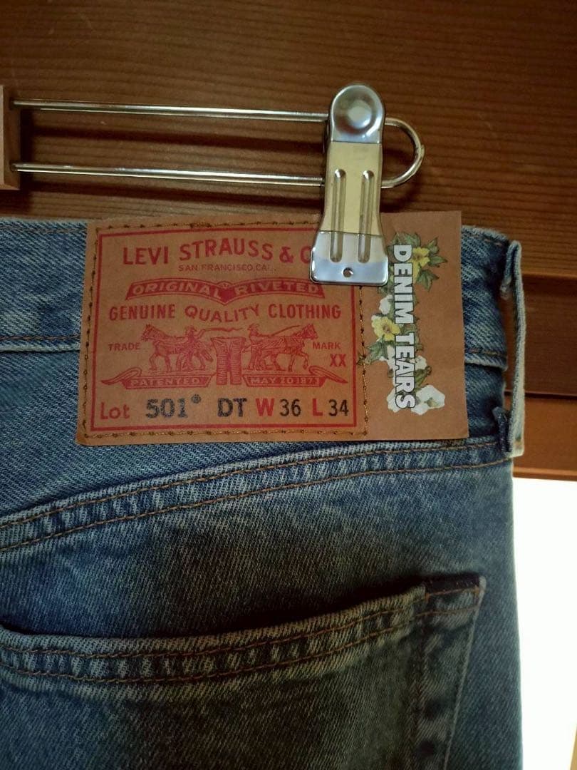 デニム ティアーズ Levi's 