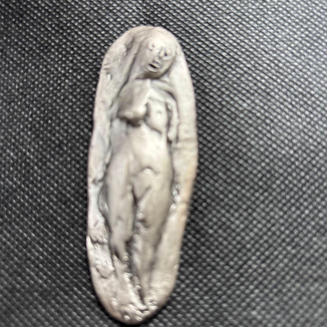 彫刻家 掛井五郎 ブローチ - メルカリ