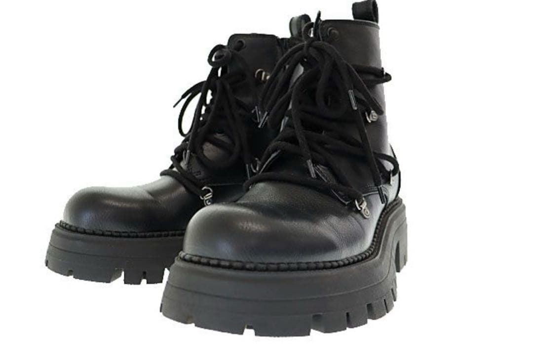 日本未発売 激レア ZARA ボリュームレースアップブーツ - メルカリ