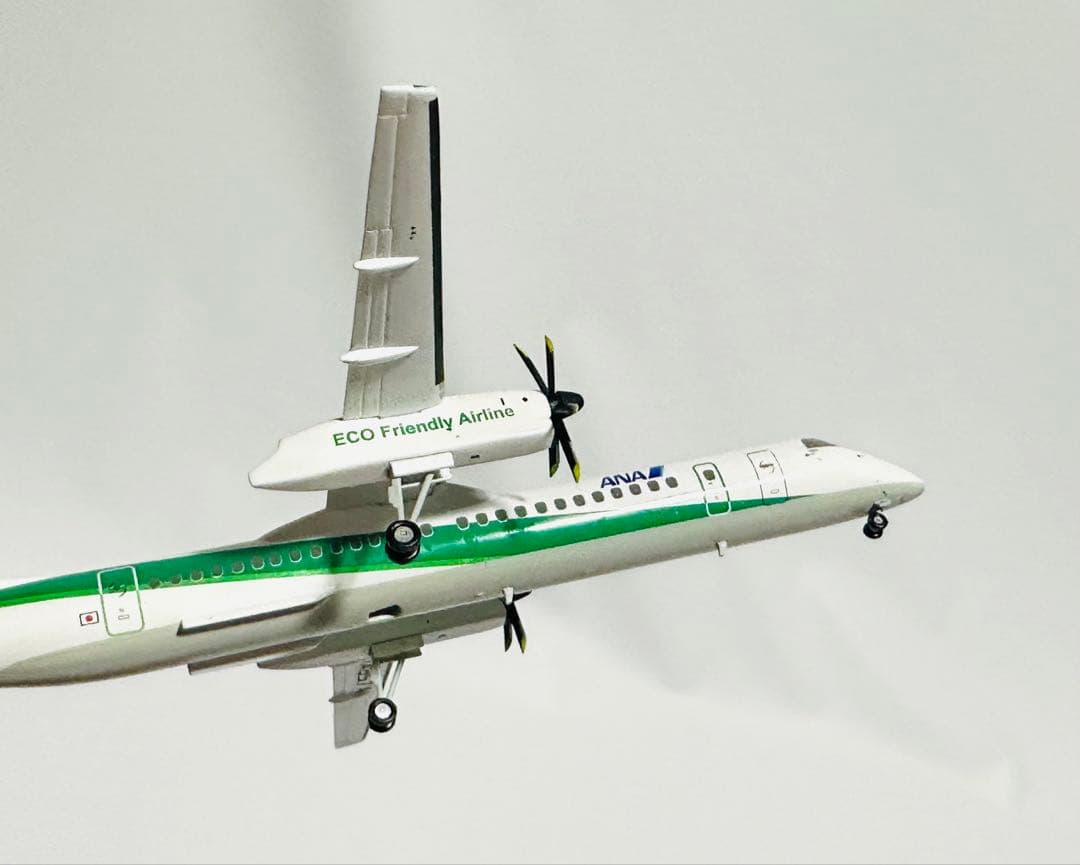 全日空商事 1/200 ANA DHC-8-400 Eco Bon - メルカリ