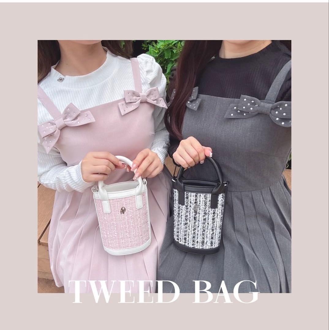 evelyn ビジューリボンキャミワンピース - メルカリ