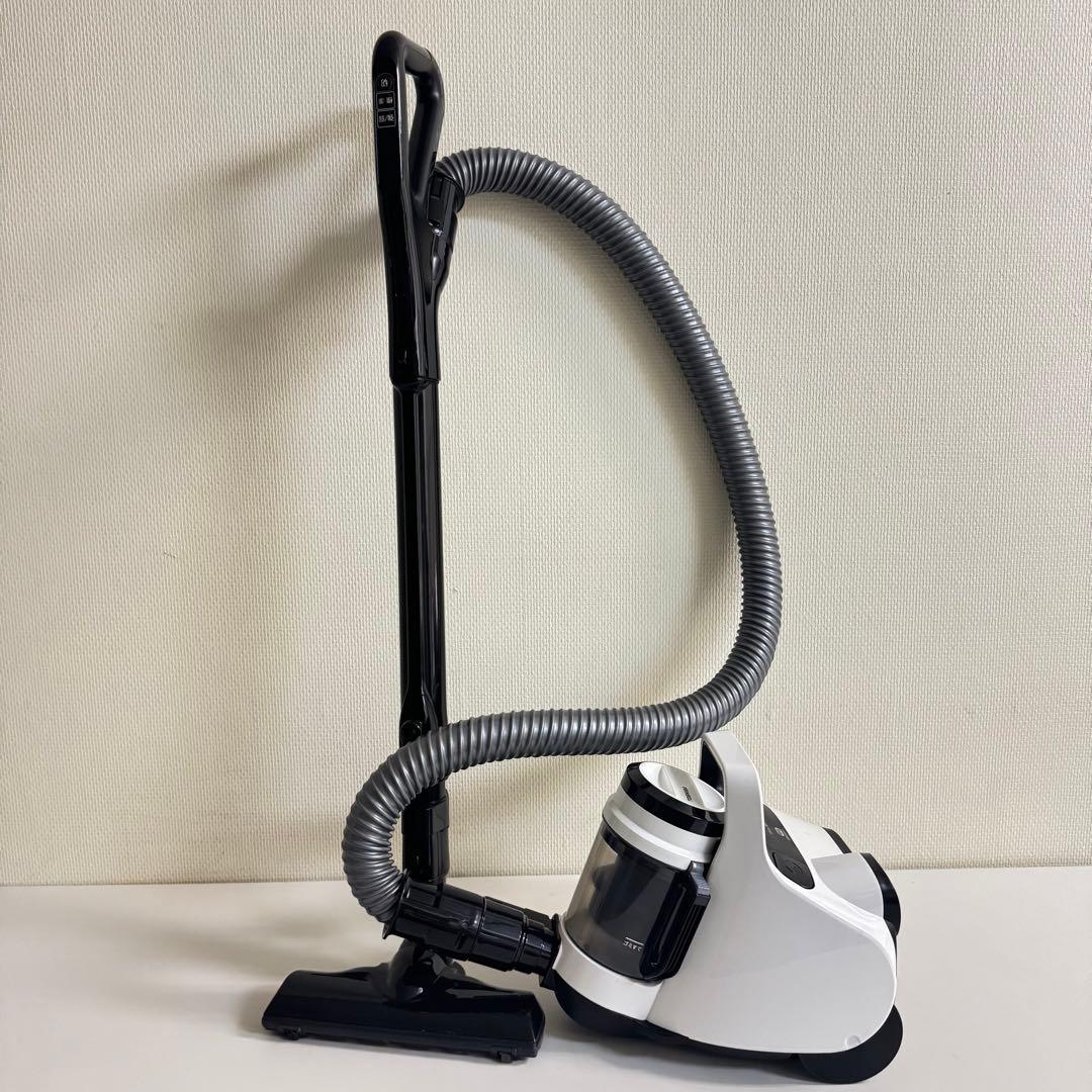 【即日発送可能！東芝 VC-CF22A サイクロンクリーナー 2025年製 東芝 サイクロンクリーナー トルネオミニ VC-CF22A（W） 1台 - アスクル