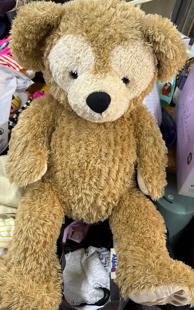 ダッフィー　ぬいぐるみ　 M サイズ 70cm Duffy medium-sized stuffed animal - roughly the same size and