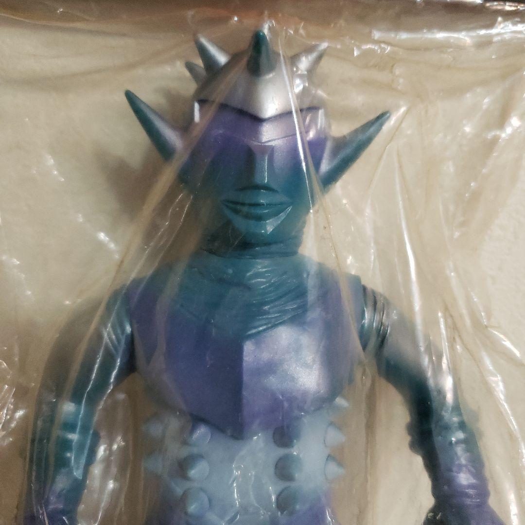 ベアモデル ソフビ ウルトラマン ウリンガ 怪獣フィギュア 青紫色