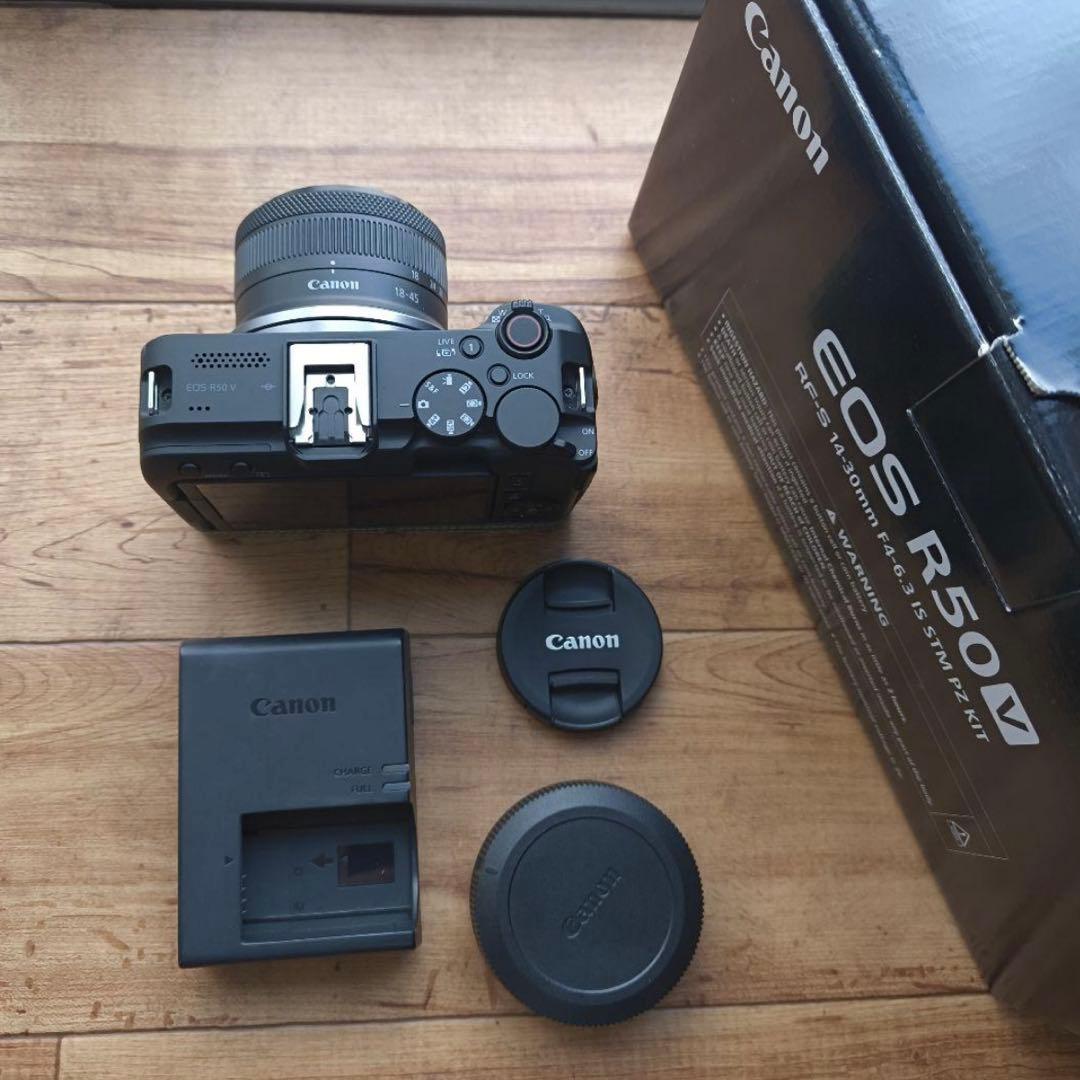 【新同】EOS R50V・RF-S18-45mm F4.5-6.3 IS STM