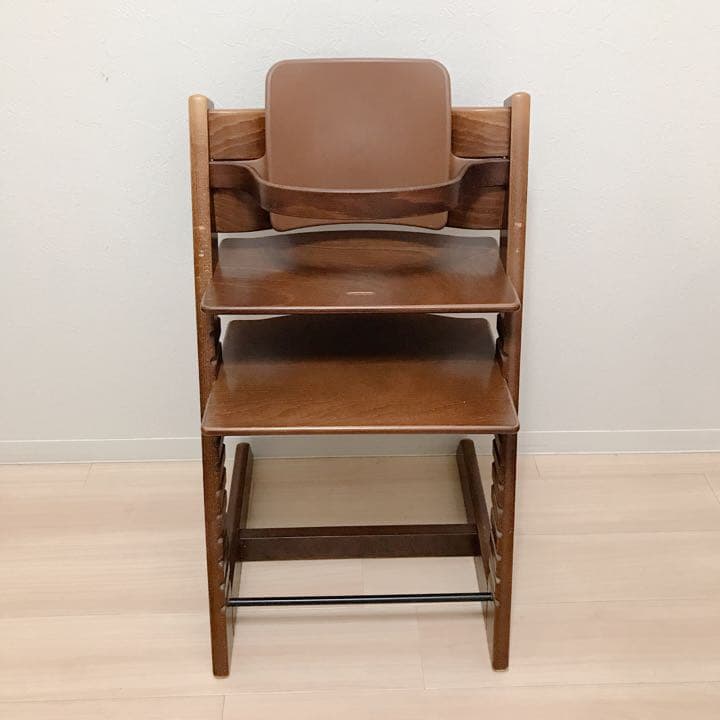 希少 ウォールナットブラウン ストッケ トリップトラップ ベビーチェア